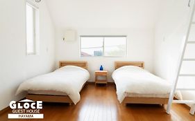 Gloce葉山サンセットハウスmorito L バルコニーから葉山の海と町を一望 小型犬玄関と庭のみアクセス可
